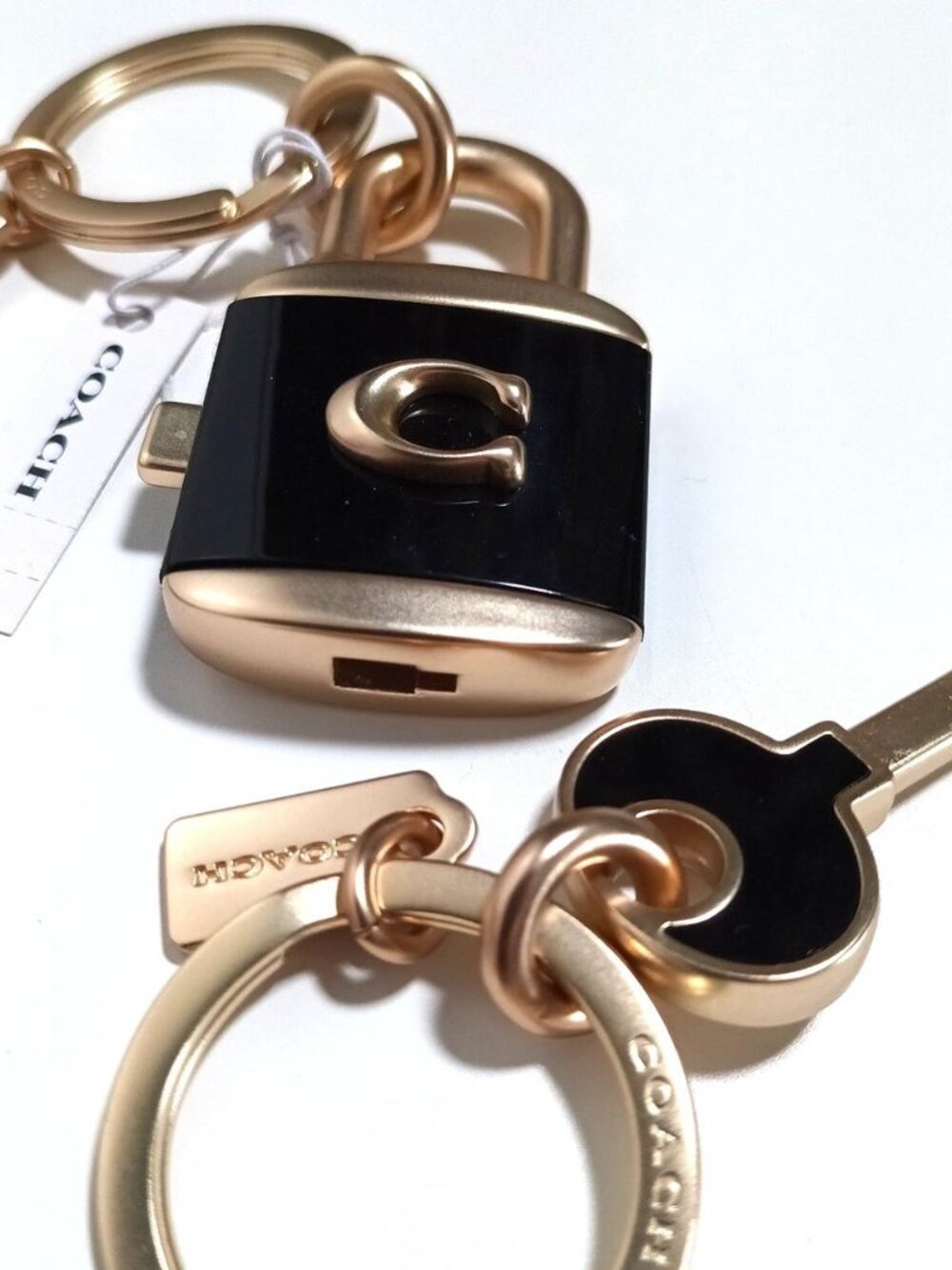 Coach Lock And Key Bag Charm Key Ring Purse Fob C1679 Black Enamel Gold NWT - Picture 3 of 8